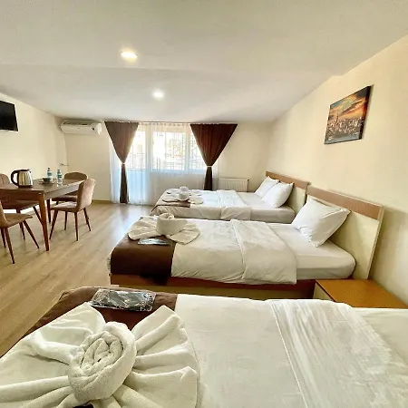 Taksim Pera Newaz Hotel 3*