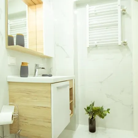 Апартаменты Charming Bagdat Avenue Hideaway, Near Marina *