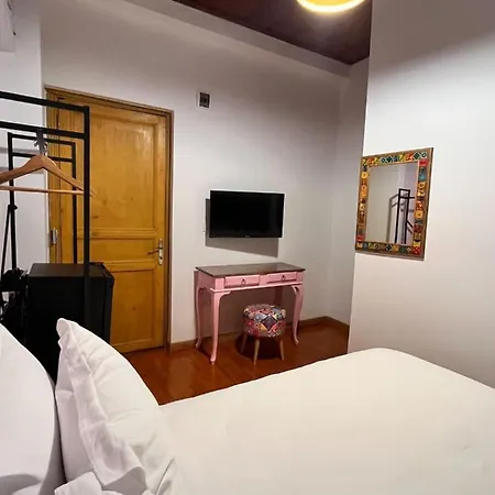 Dimora Kadikoey Hotel *