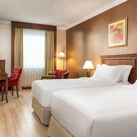 Hotel Occidental Taksim *