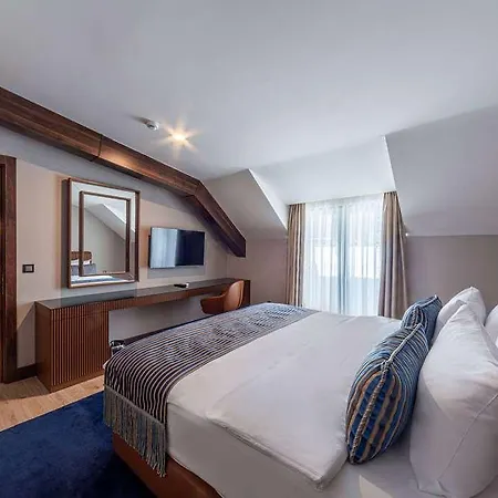 Tryp Sisli Hotel