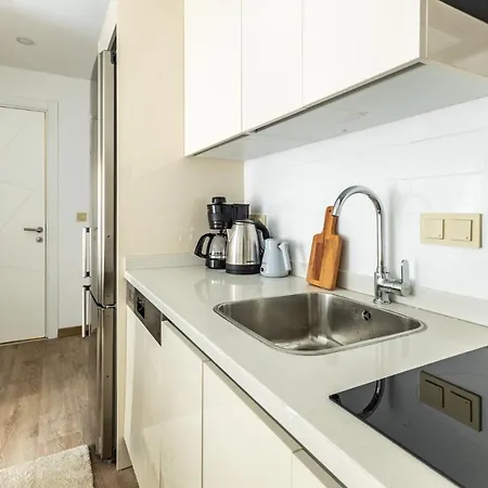 Stunning Retreat 3 Min To Kanyon Mall * Istanbul