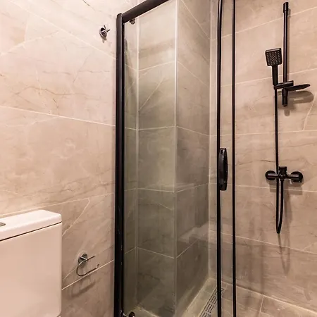 Stunning Retreat 3 Min To Kanyon Mall *