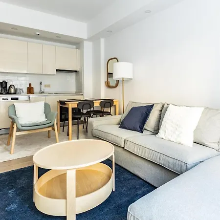 Stunning Retreat 3 Min To Kanyon Mall * Istanbul
