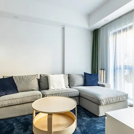Stunning Retreat 3 Min To Kanyon Mall Apartment