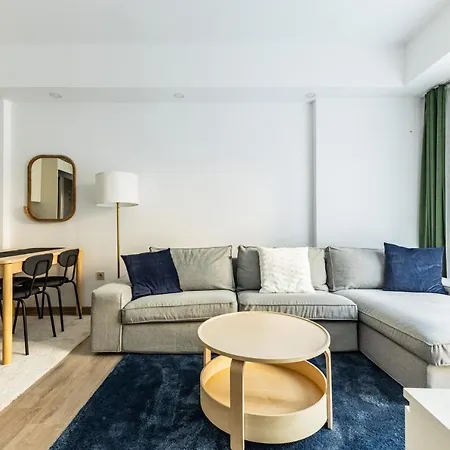 Stunning Retreat 3 Min To Kanyon Mall