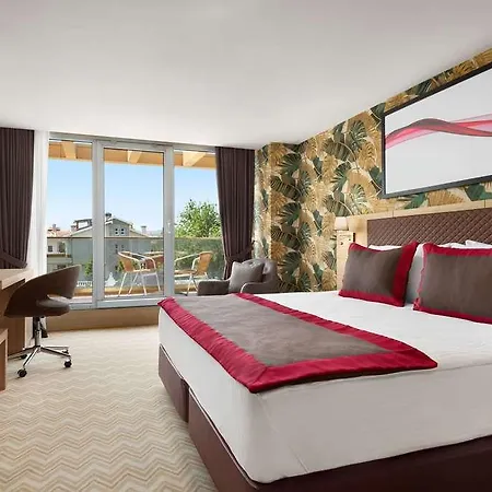 Ramada Sile