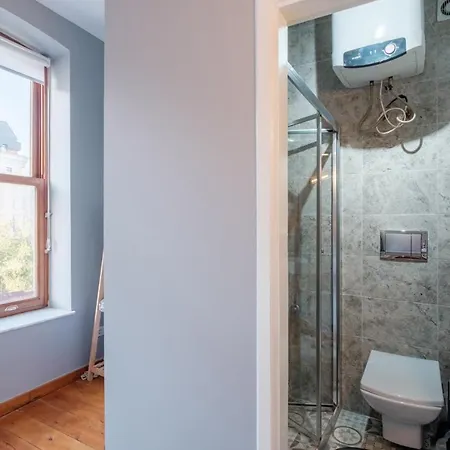 Apartment Chic Flat With Balcony 5 Min To Taksim Sq Istanbul