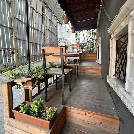 Amuer 5 Apartment *