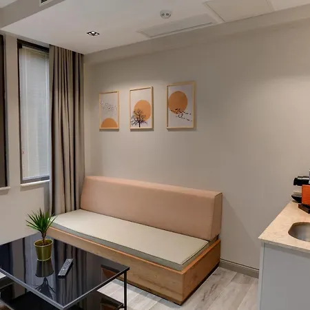 Hotel 21