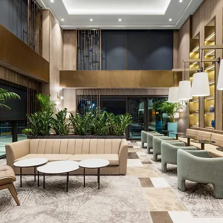 Hotel Movenpick Living Camlivadi