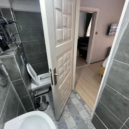 Golden Metro Boutique Hotel