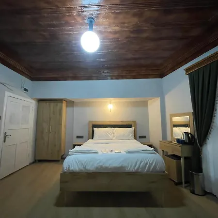 Golden Metro Boutique Hotel