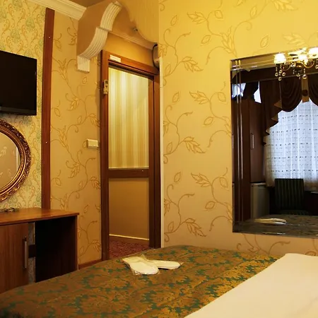 Gross Hotel