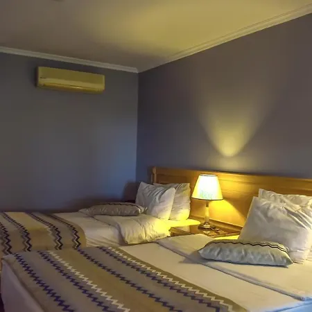 Denizati Hotel *