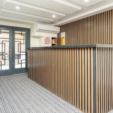 Guest Suites Hotel 4*