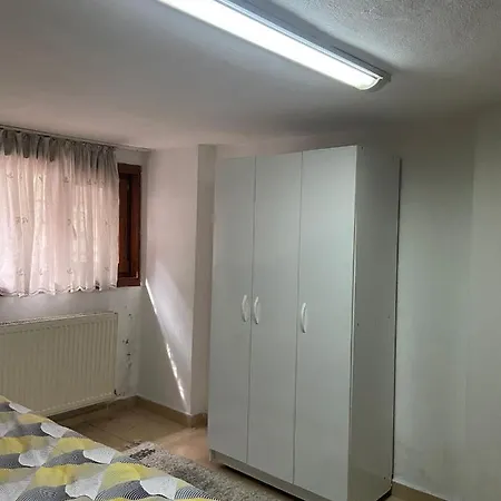 Aparthotel Guest House *