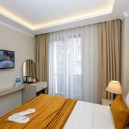 Hotel Skystar Deluxe 2*