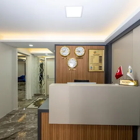 Skystar Deluxe Hotel