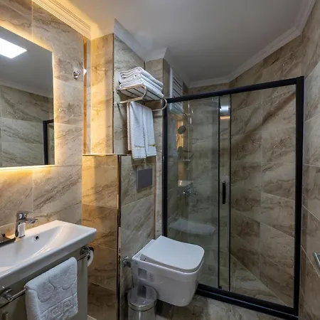 Skystar Deluxe Istanbul