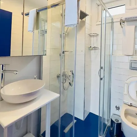 Hotel Baracuda Karakoy *