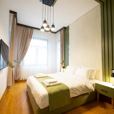 Monev Aparthotel *