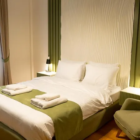Monev * Istanbul