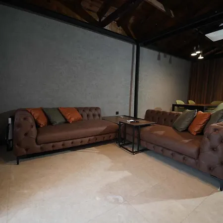 Monev Aparthotel