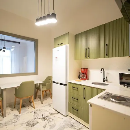 Monev Aparthotel