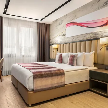Ramada By Wyndham Umraniye Hotel *