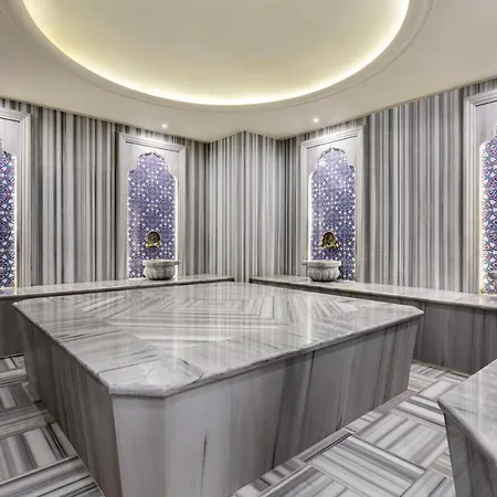 Ramada By Wyndham Umraniye Hotel