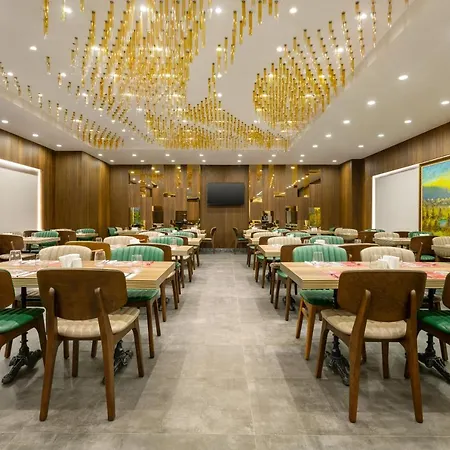 Ramada By Wyndham Umraniye Hotel *