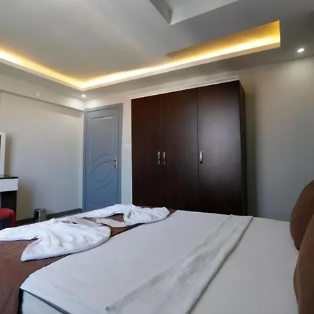 Sara Suit Istanbul