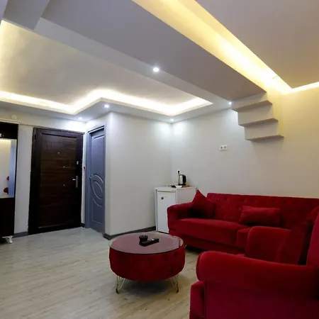 Sara Suit Aparthotel