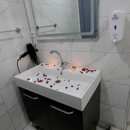 Aparthotel Sara Suit
