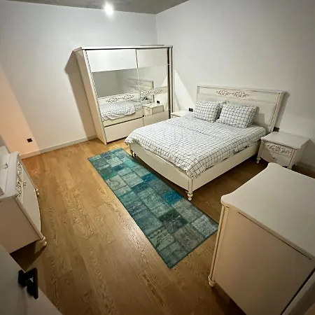 Apartment Sinpas Queen 40+ F-16