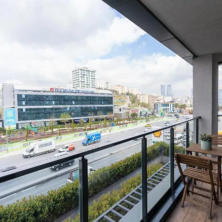 Near Airport Metro 1-bdr Wi-fipoolgym Estambul