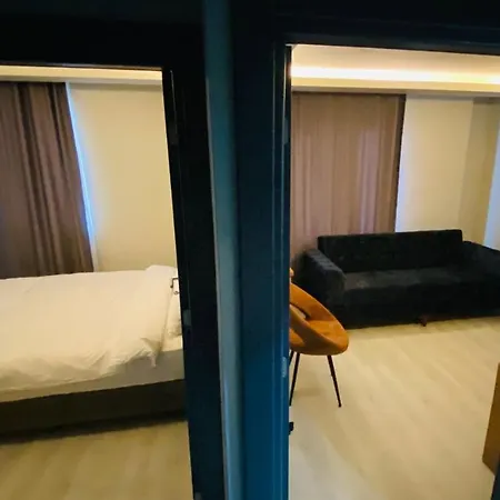 The North Hotel *