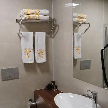 Amber Palace Hotel