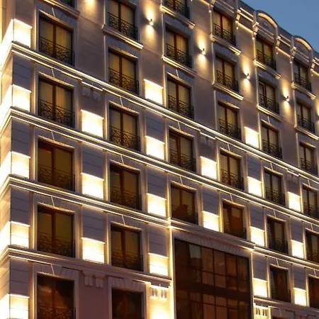Dora Hotel