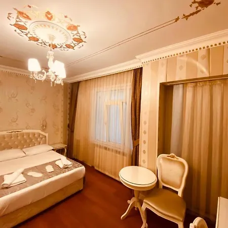 Alyon - Taksim Istanbul