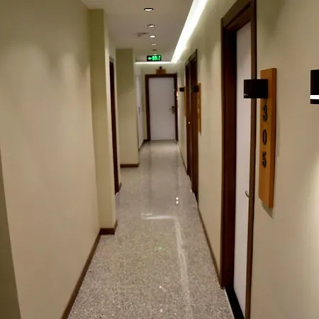 Hotel Edwin *