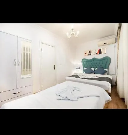 3 Floor Old 1 Apartment *