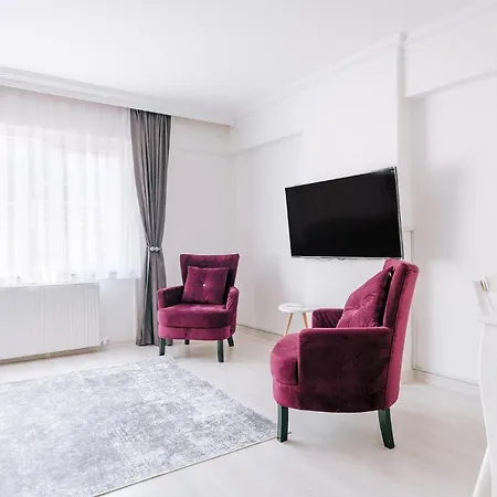 Apartment Charming Flat W Balcony Jacuzzi In Sisli *