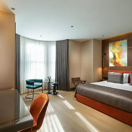 Nex Center Hotel