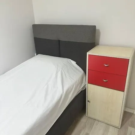 Taksim Cihangir'de 2+1 Apartment Istanbul