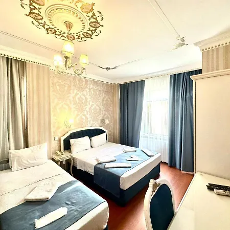 Alyon - Taksim 3*