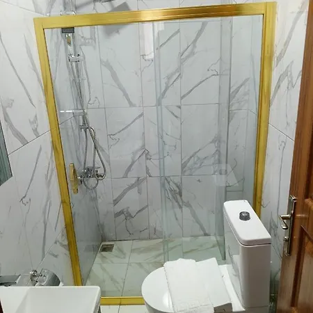Eylueluem Hotel