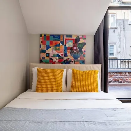 Stylishly Decorated Fourlex House Apartment