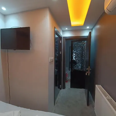 Reyna Taksim Aparthotel